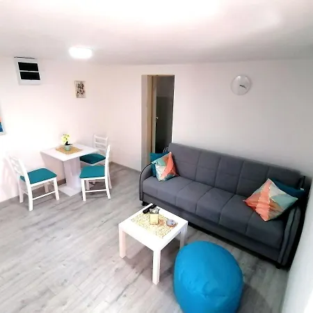 Mata Apartment